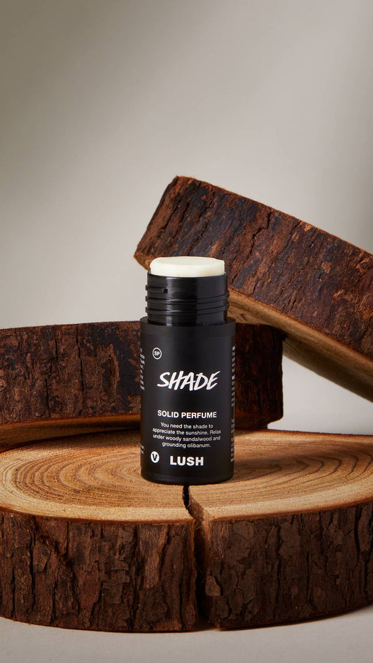 Shade - US 4259
